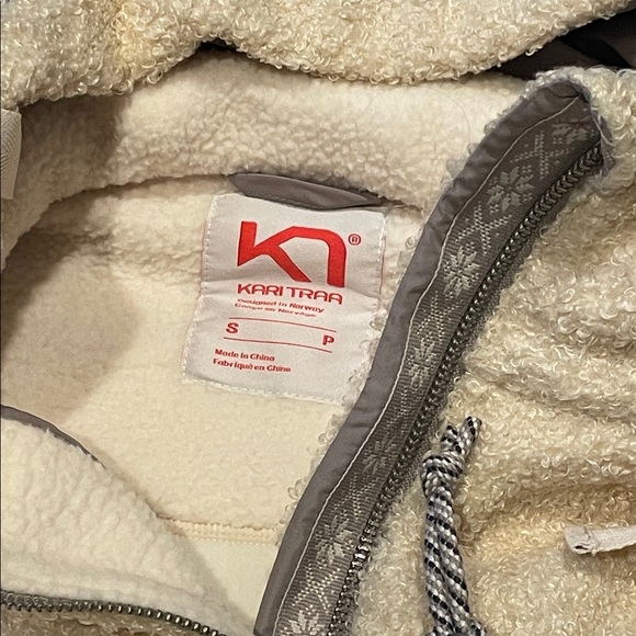 Kari Traa Beige and Gray Quilted Jacket - Picture 5 of 5